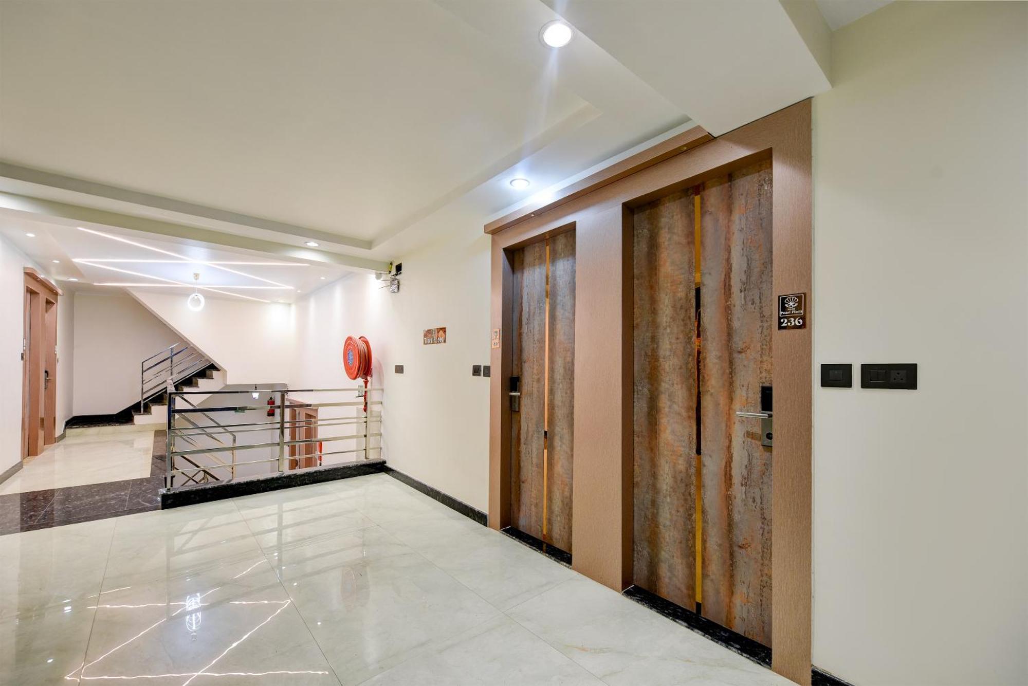 The Pearl Plaza Hotel In City Centre - Near New Delhi Railway Station Экстерьер фото