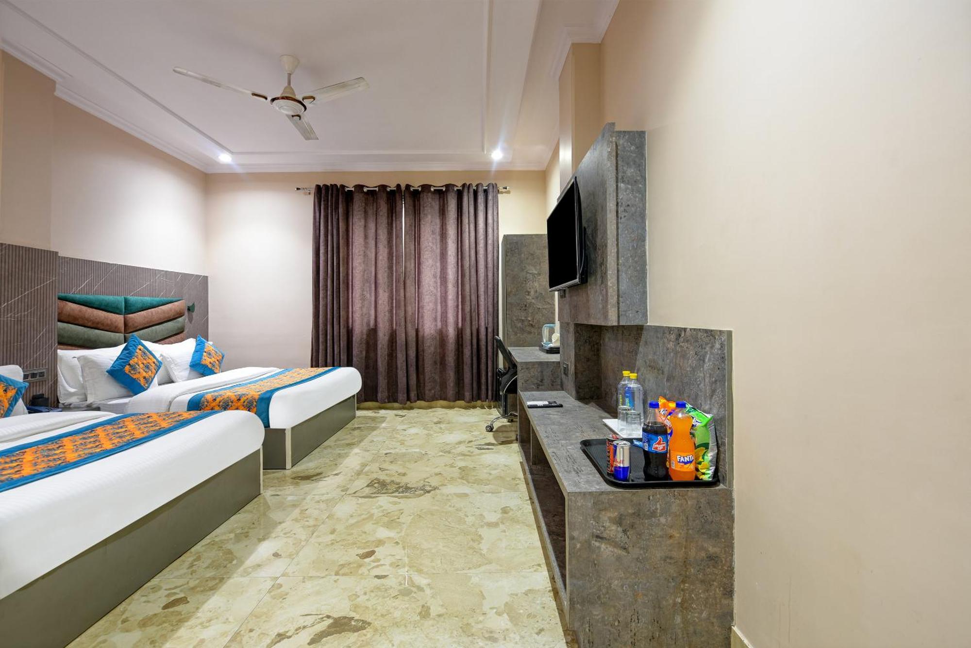 The Pearl Plaza Hotel In City Centre - Near New Delhi Railway Station Экстерьер фото